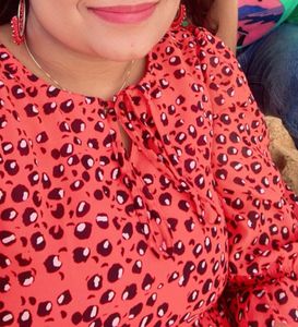 Women Attractive Red Animal Printed VacayAttire