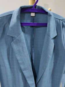 Stylish Blue Blazer