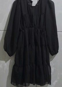Chic Black Tiered Mini Dress