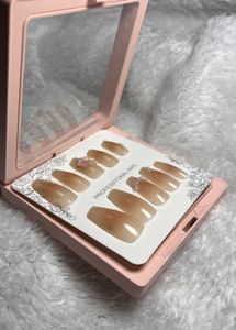 Press-On Nail Set