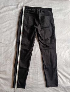 Uniqlo Black Slim Fit Pants