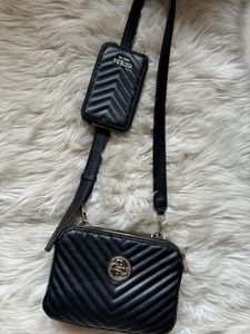 GUESS Crossbag With Phone Pouch