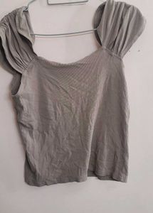 Stylish Ruched Sleeve Top