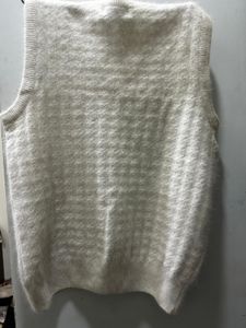 Classic V-Neck Sleeveless Knit Vest