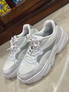 Stylish White Chunky Sneakers