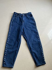 Stylish Pearl Embellished Denim Jeans