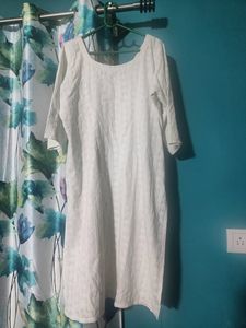 Lovely White Machine Embroidery Kurta