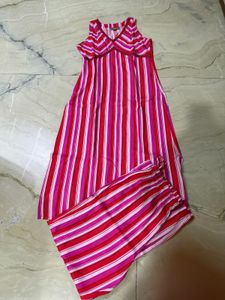 Chic Striped Sleeveless kurta with pants