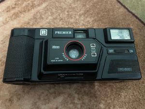 Premier PC-500 Vintage Film Camera