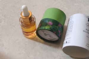 KUMKUMADI GLOW OIL for radiant and healthy skin              with free lakme kajal