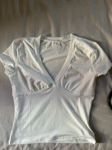 Savana V-Neck Fitted Top