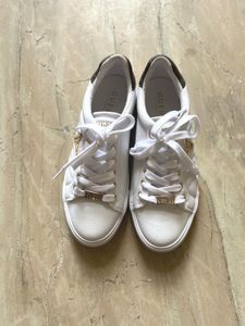 Sale 🔥GUESS Giella New Sneakers