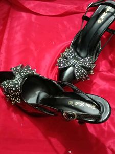 Chic Black Bow Stiletto Heels