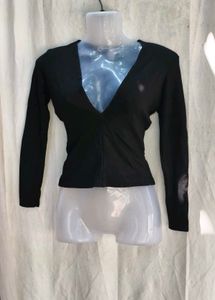 30209. Stylish Black V-Neck Long Sleeve Top