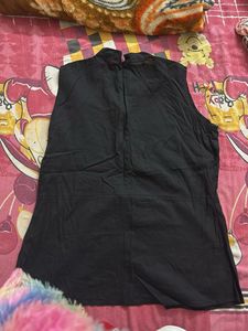 Elegant Black Embroidered Kurta