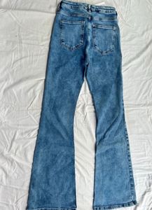 INTERNATIONAL BRAND NEW WITH TAG High Waist Jeans