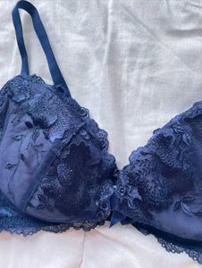 New Elegant Navy Lace Bra