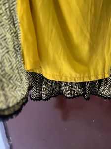 Bohemian Yellow &amp; Black Geometric Print Skirt
