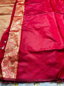 Elegant Red &amp; Gold Banarasi Silk Saree