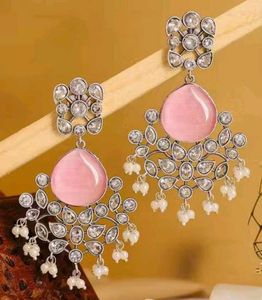 Green Elegant Drop Earrings
