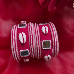 Handmade Rajasthani Bangles with Shells & Mirrors�