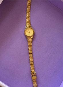 Elegant Gold Tone Women's Watch