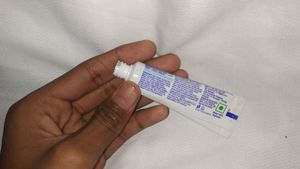 sensodyne tooth paste