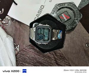 Casio G-Shock Watch PREMIUM SILVER  color
