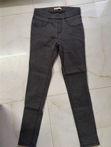 Dressberry Grey Jeggings