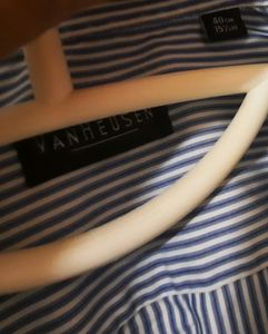 🌷Van Heusen Formal Shirt 42-43🌷