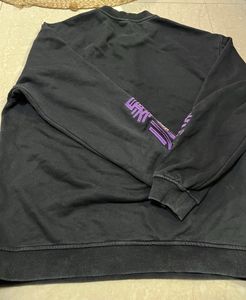 Black "UNITEMIND" Graphic Sweatshirt