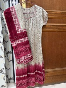 Elegant Bandhani Printed Kurta Set with Dupatta