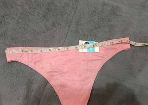 cotton new thong but there is 1 flaw..check thn bu