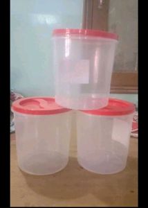 Set of 3 Clear Plastic Containers