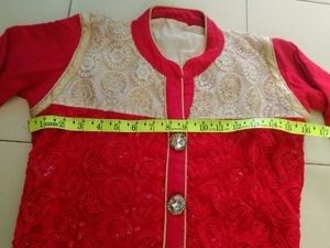 Elegant Red Embroidered Kurta