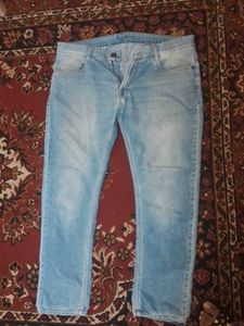 Men's Light Wash Denim Jeans