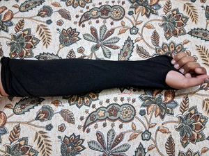 Black Arm Sleeves with Thumb Hole