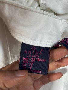 pretty white colour skin fit jeans