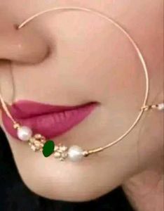 Elegant Nath with Pearls