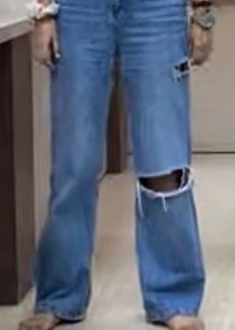 Trendy bershka  Ripped Wide-Leg Jeans waist _26-27