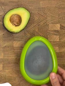 🆕️ Avocado Shaped Silicon Storage Container