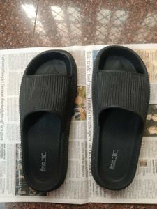 Stylish Black Slides/Flip-Flops