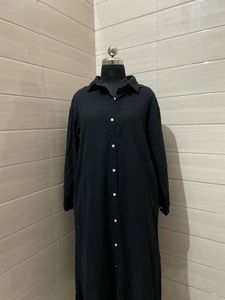 Elegant Black Button-Down Midi Dress