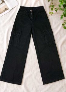 ZARA BLACK CARGO 🎀