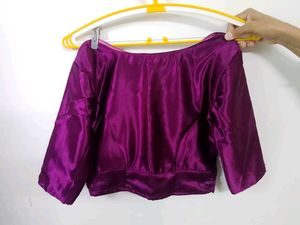 Elegant Purple Saree with Gold Embellishments