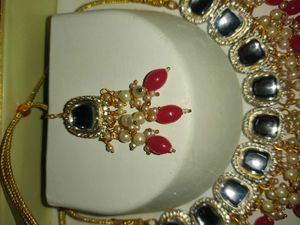 Elegant Kundan Jewelry Set