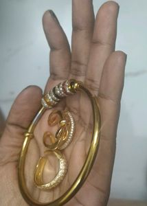 Stylish Bangle Bracelet