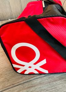PRIZE DROP ALERT 🚨 RED AND BLACK Travel Bag