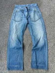 Denim Jeans - Unique Pocket Design