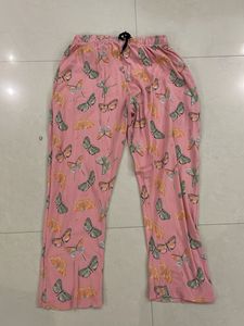 Free Comfortable Sleepwear Set